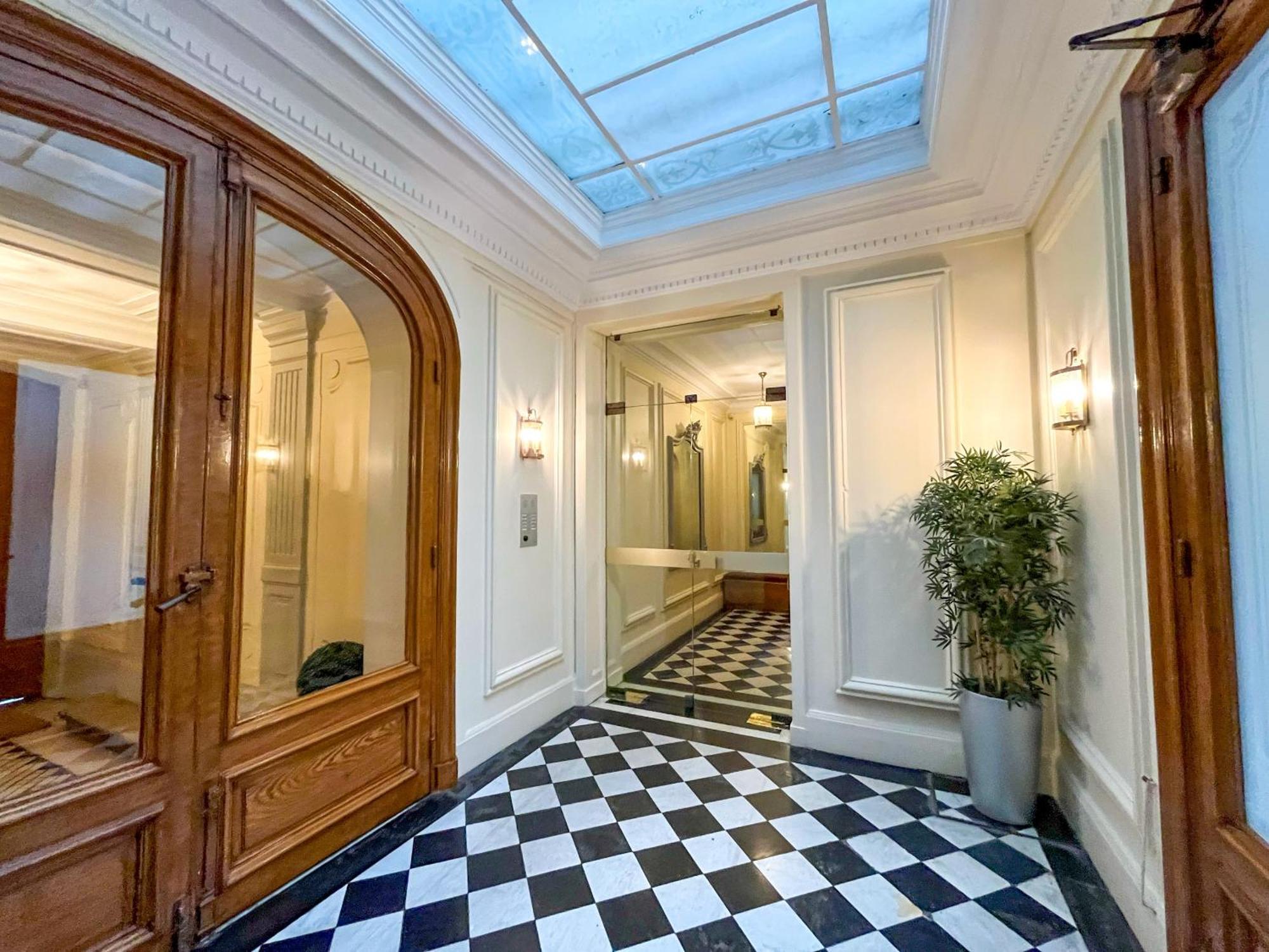 Apartment 112 - Urban Atelier Saint Michel Paris